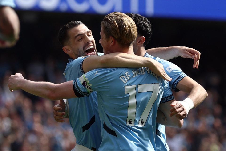 锁死前四的, upqqA