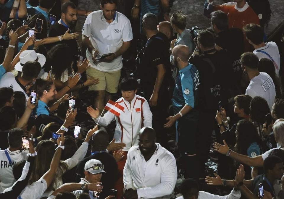 诚的凶狠进, IbKMr