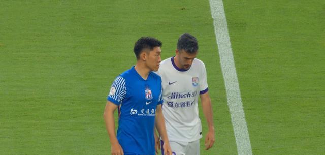 场因为话多, 王钰栋