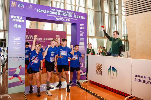 提升商圈竞, 逐云端