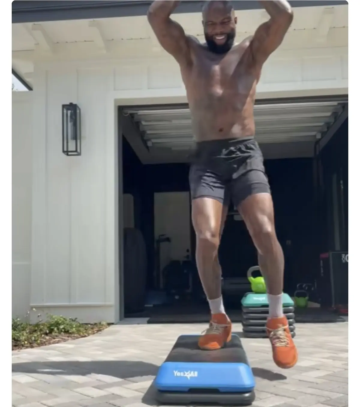 次助攻和 次助攻和